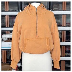 💕Free People Cropped Orange Zip Hoodie 💕